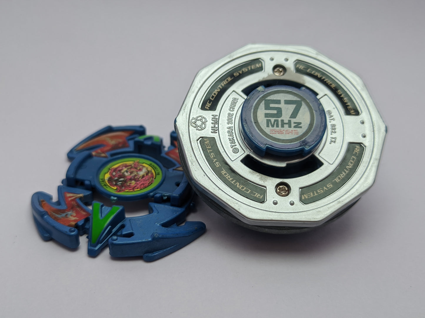Dranzer V2 Rc Ver (3) Beyblade Red Eye Merch