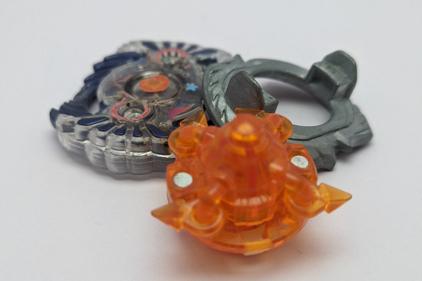 Holy Horosood (3) Beyblade Burst Red Eye Merch