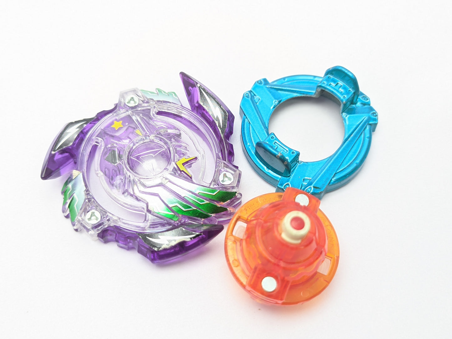 Takara Tomy Victory Valtryek (Purple) Beyblade Burst - Red Eye Merch
