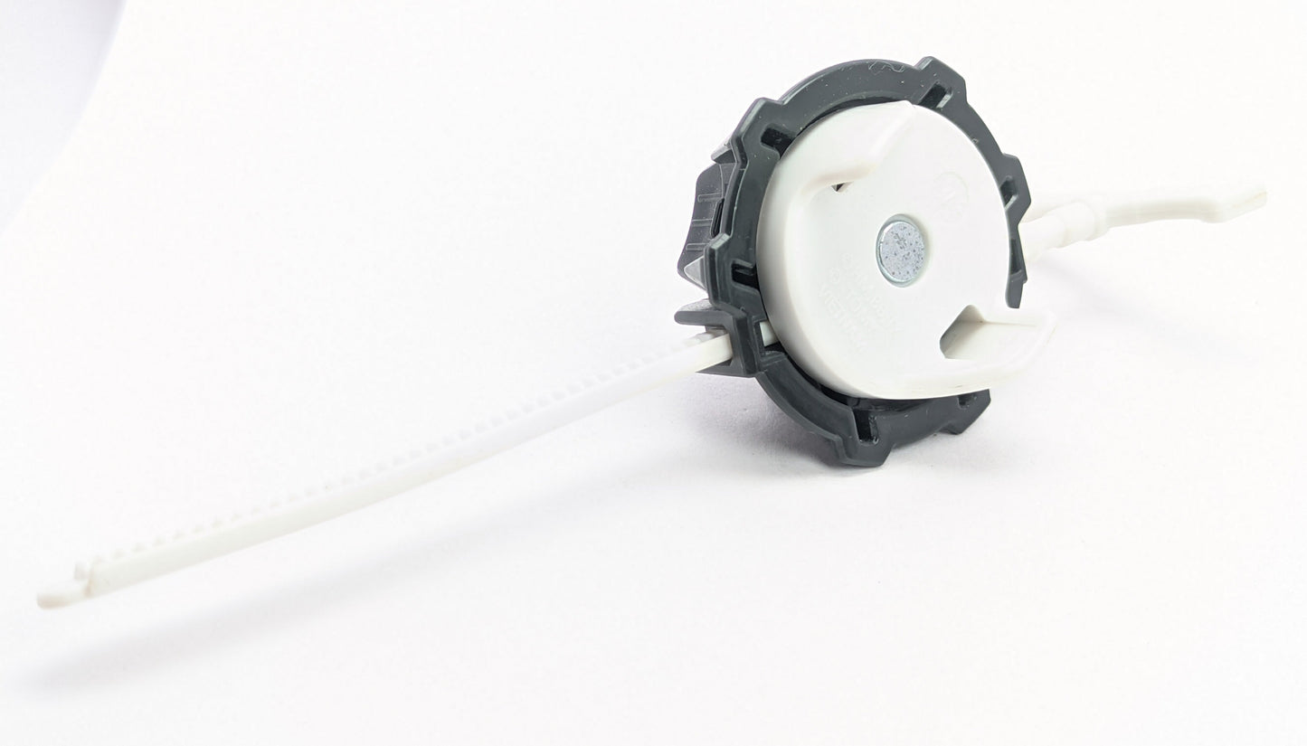 Takaratomy Prototype Right Spin Launcher Beyblade Burst - Red Eye Merch