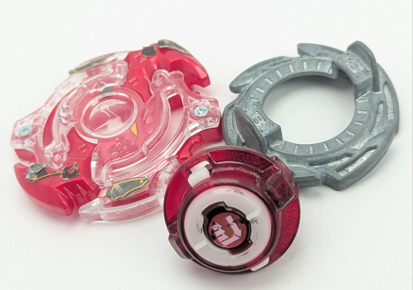 Takaratomy Storm Spryzen - Beyblade Burst - Red Eye Merch
