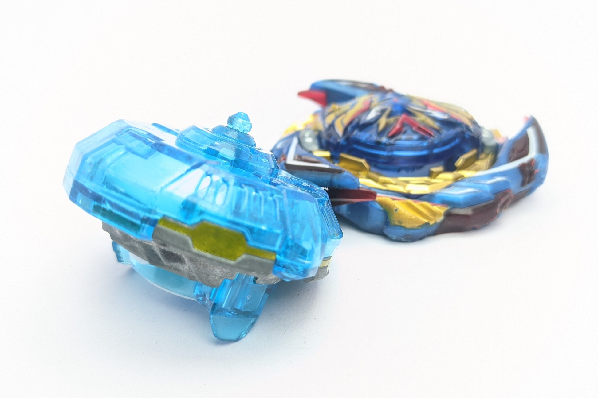 Savior Valtryek Red Eye Merch (4)