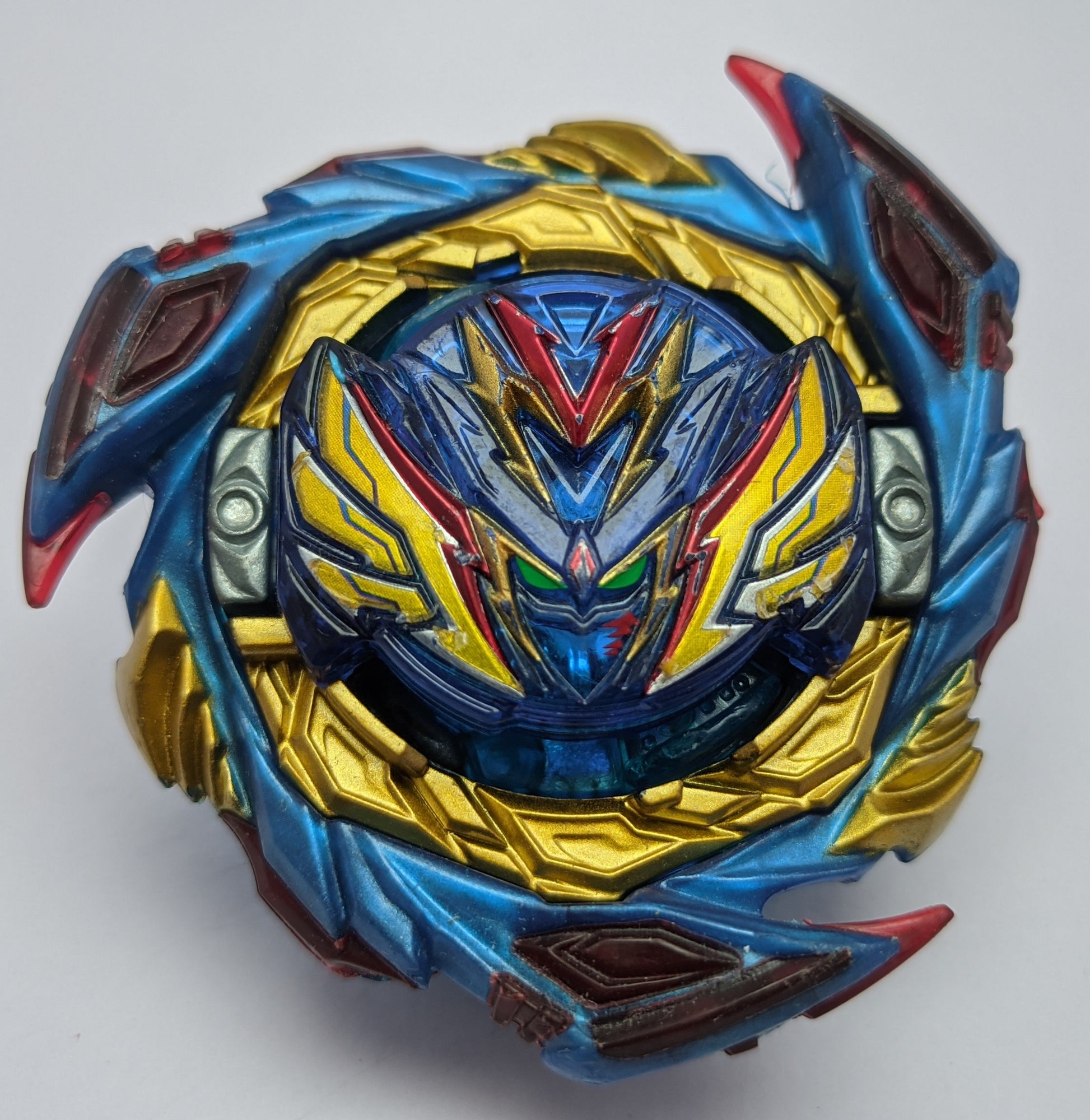 Saviour Valtryek Beyblade Burst DB Red Eye Merch (1)