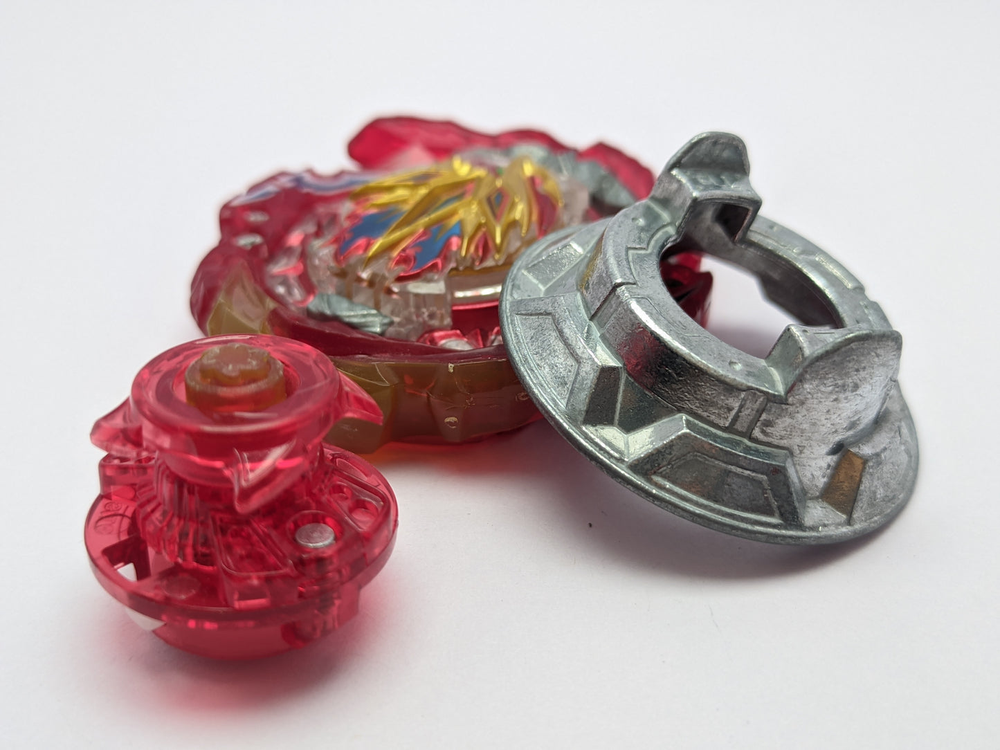 Super Hyperion Beyblade Burst BU (2) Red Eye Merch