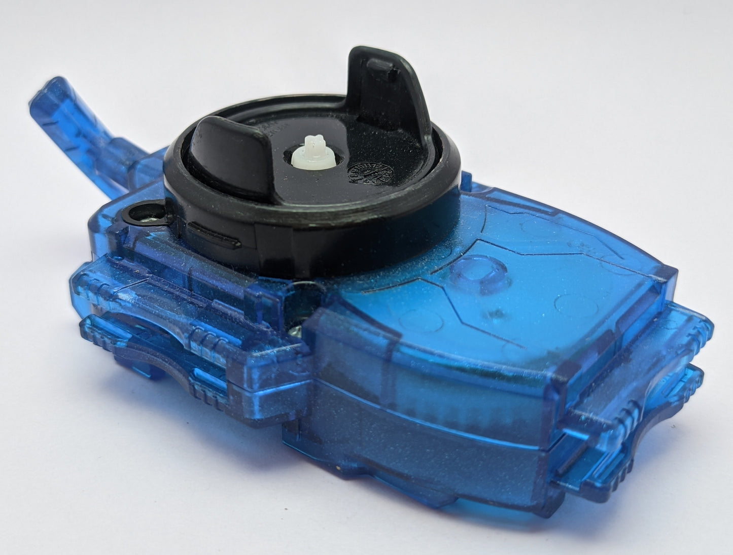 TAKARA TOMY BEYBLADE BURST B-00 WBBA LIMITED LAUNCHER CLEAR BLUE Bottom View