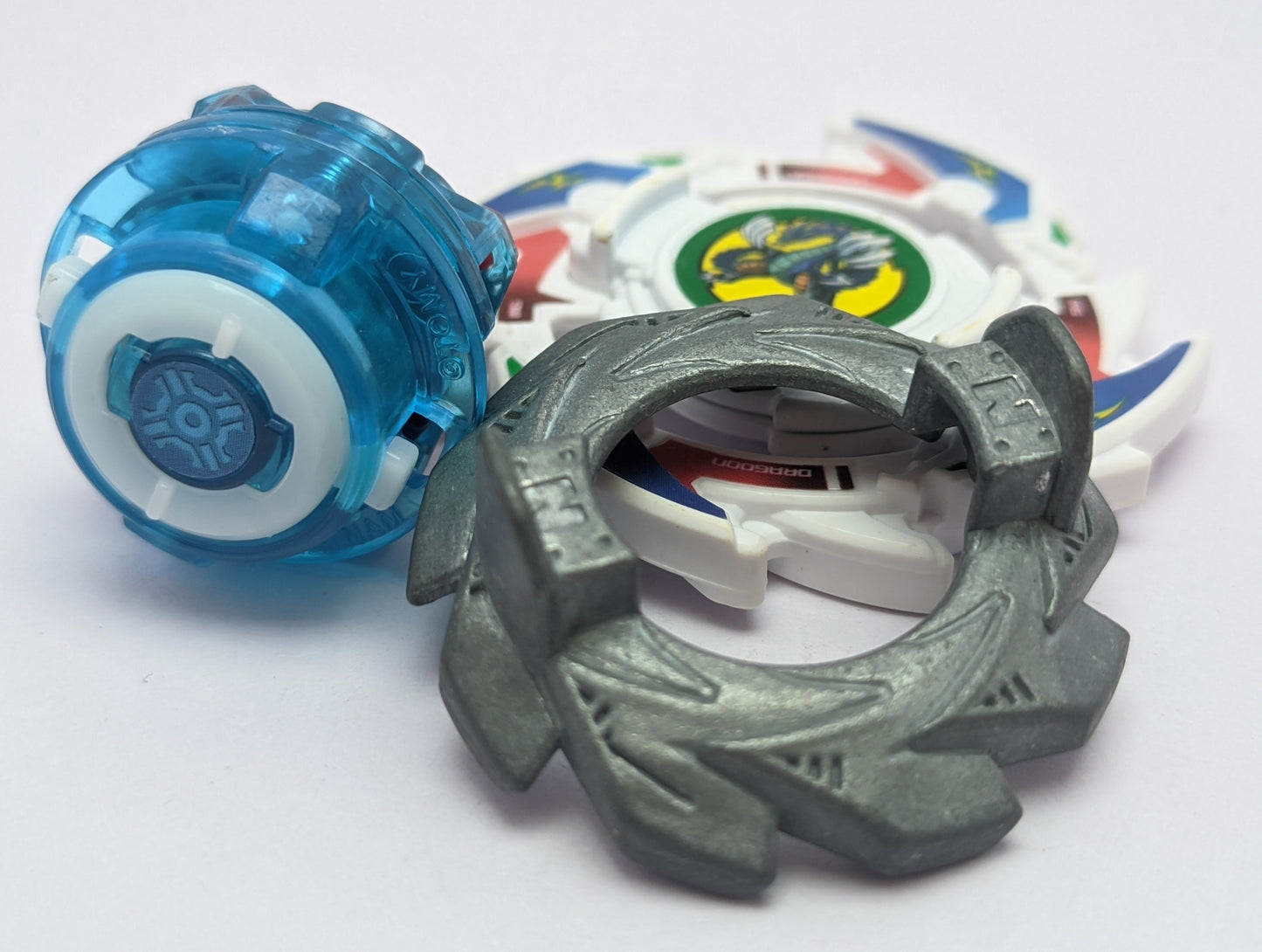 TAKARA TOMY Dragoon V Parts 2 Beyblade Burst Red Eye Merch