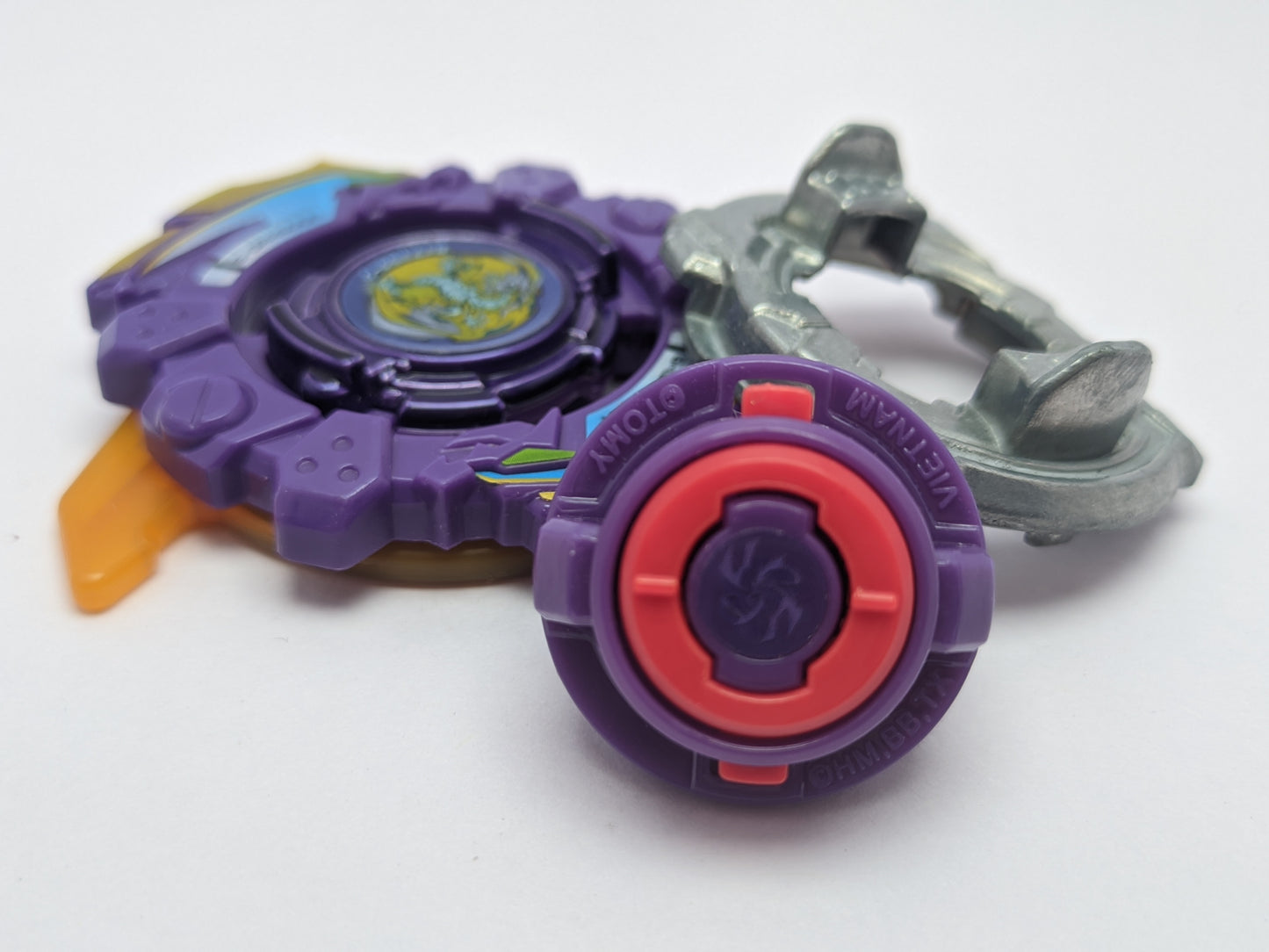 TAKARA TOMY Gaia Dragoon Parts Beyblade Burst Red Eye Merch