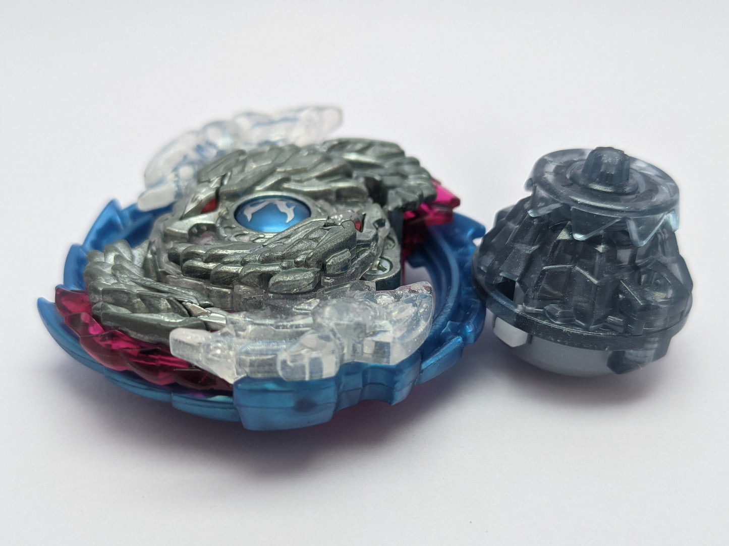 TAKARA TOMY Nightmare Luinor Parts - Red Eye Merch