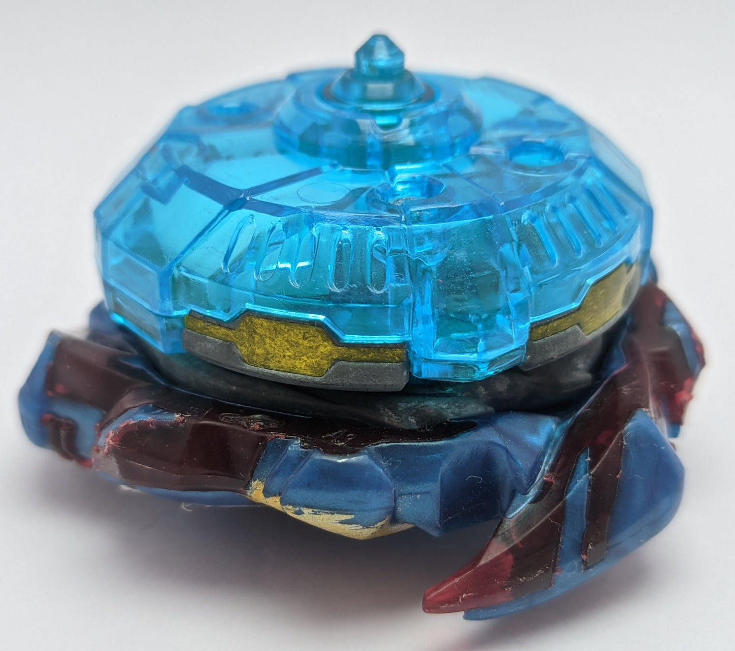 TAKARA TOMY Savior Valkyrie Bottom View Beyblade Burst Red Eye Merch
