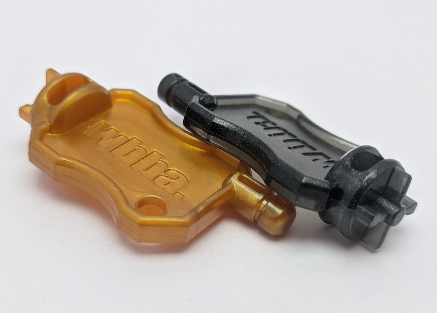 TAKARA TOMY WBBA Chip Remover Beyblade Burst Red Eye