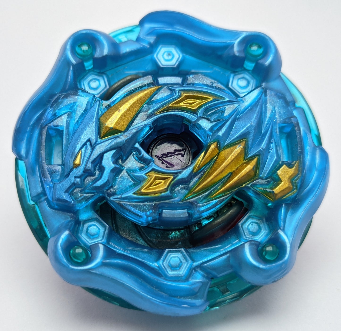 Cosmo Dragon (1) Beyblade Busrt Red Eye Merch
