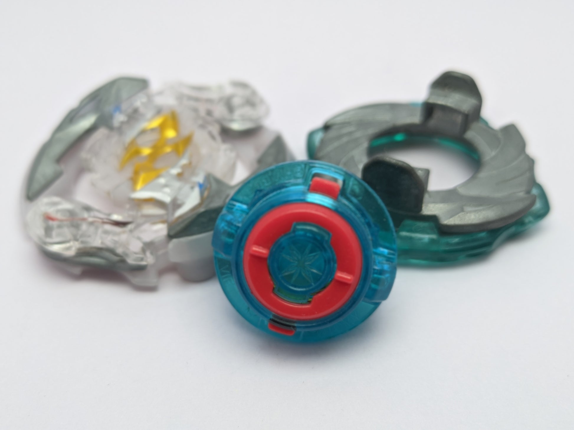 Crash Roktavor (3) Beyblade Burst Red Eye Merch