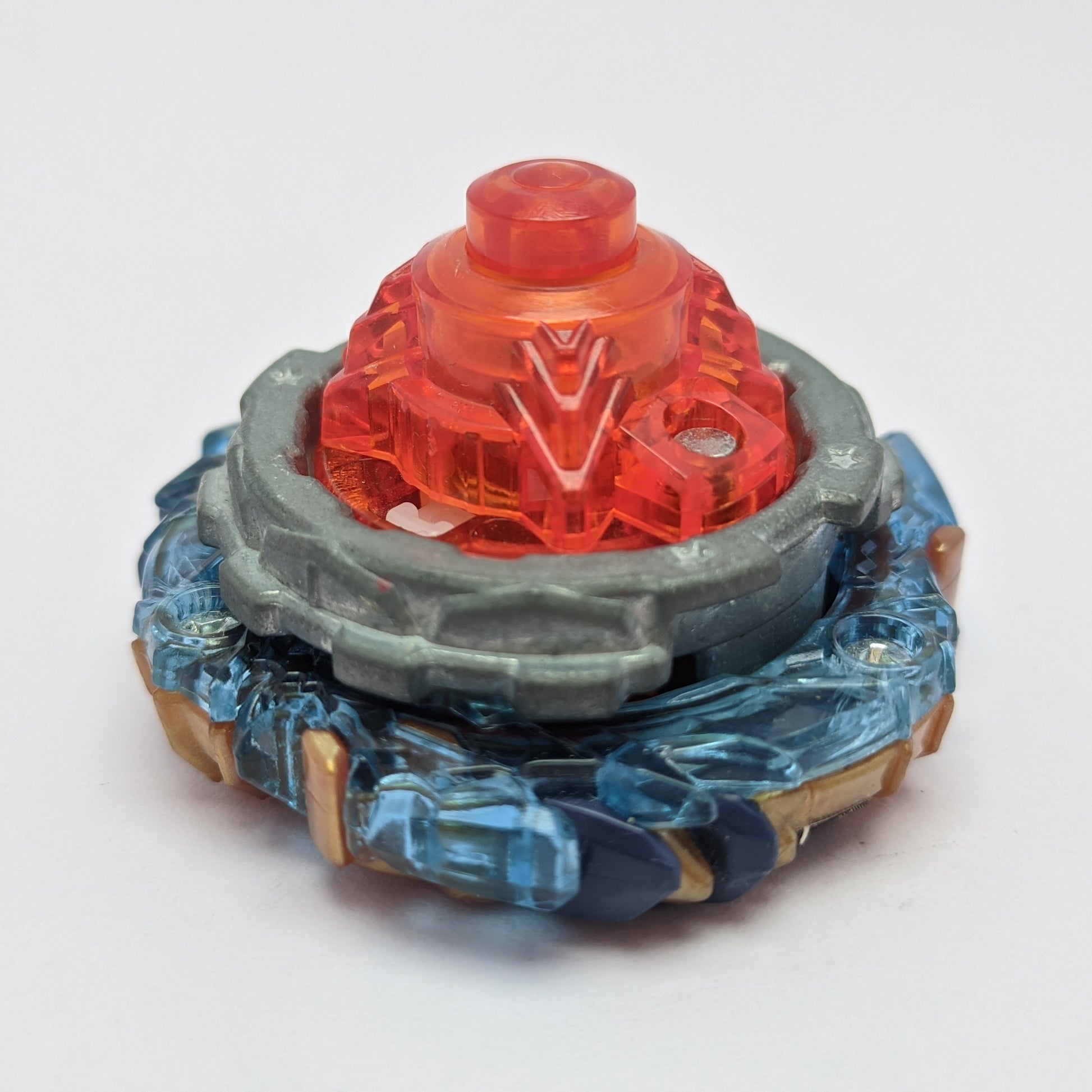 Drain Fafnir (2) Beyblade Burst Red Eye Merch