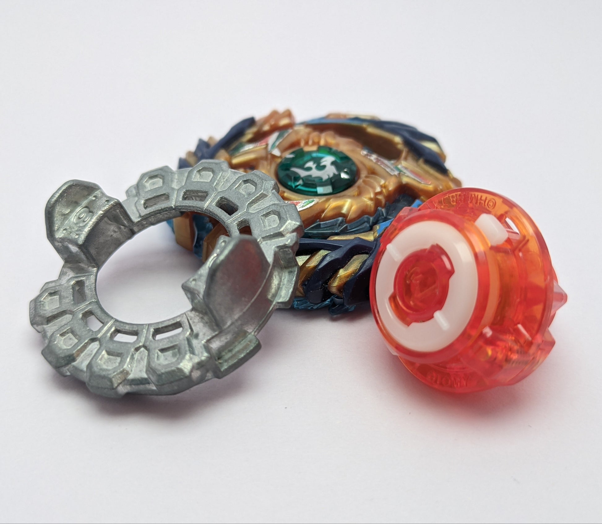 Drain Fafnir (3) Beyblade Burst Red Eye Merch
