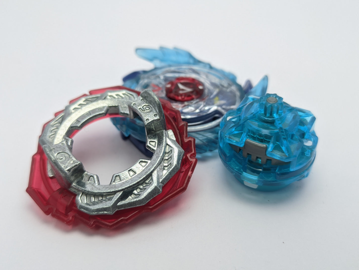 Genesis Valtryek V2 Red Eye Merch (3)