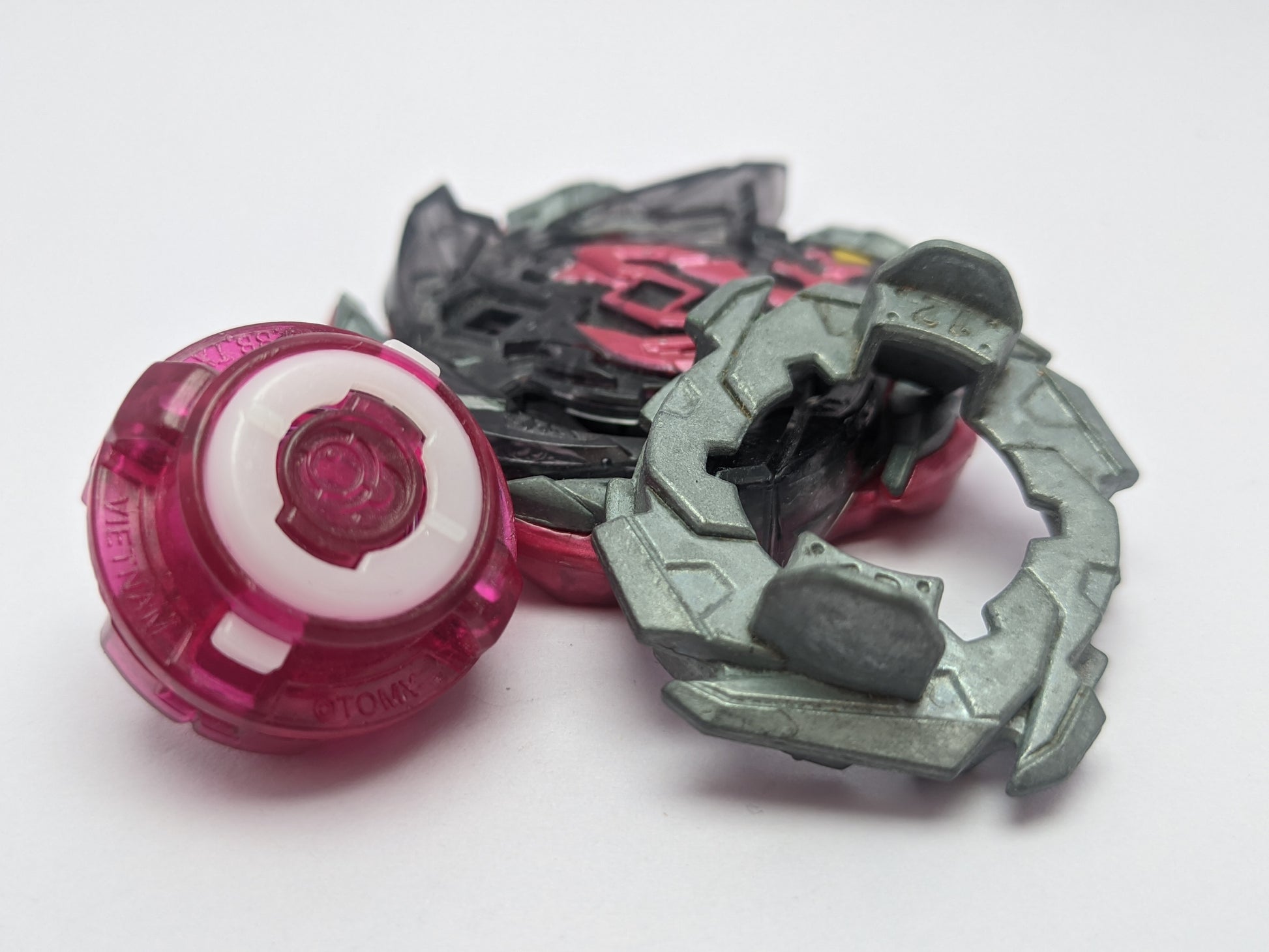 Hell/Heat Salamander (1) Beyblade Burst Red Eye Merch