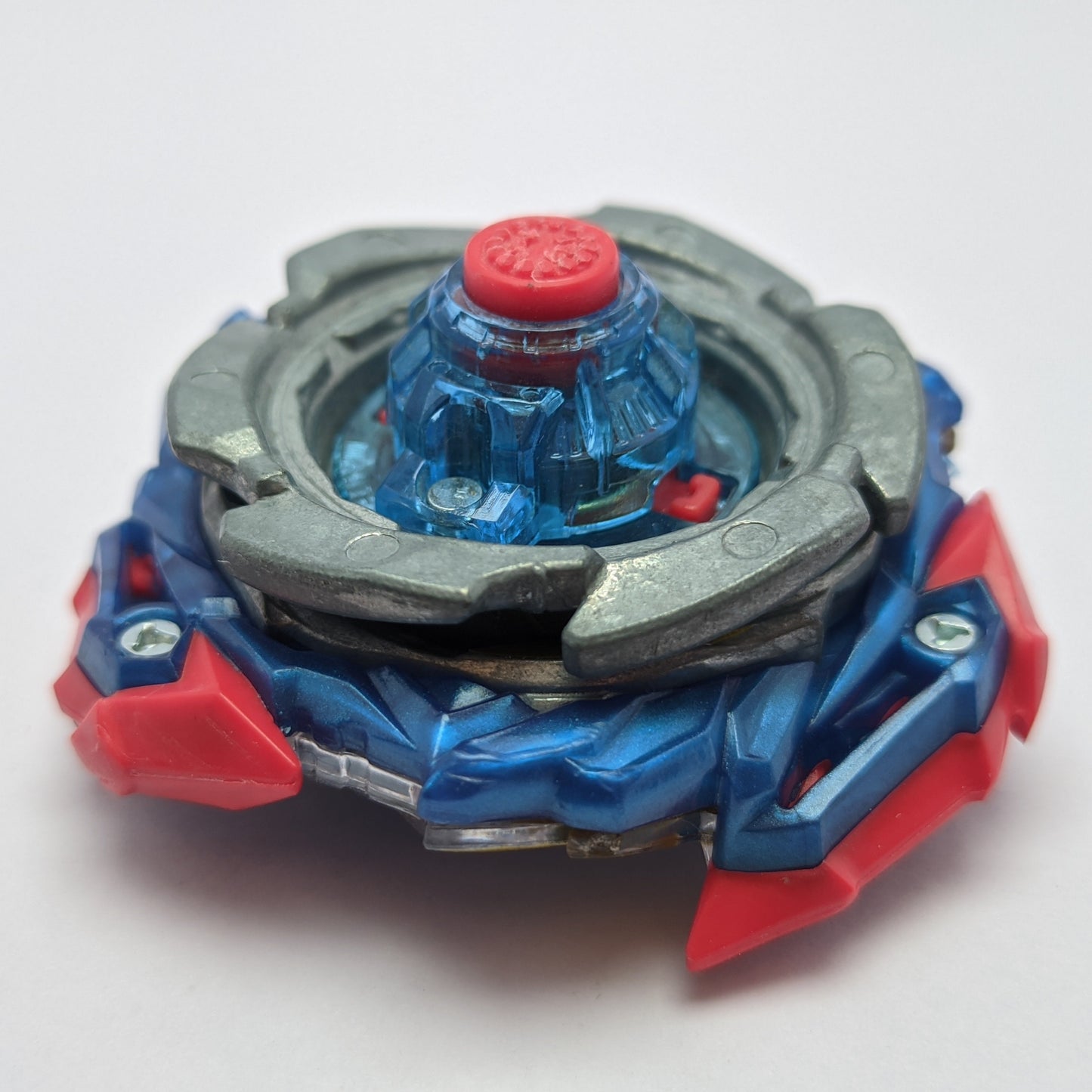 TAKARA TOMY - Ultimate Valkyrie - Beyblade Burst - Red Eye Merch
