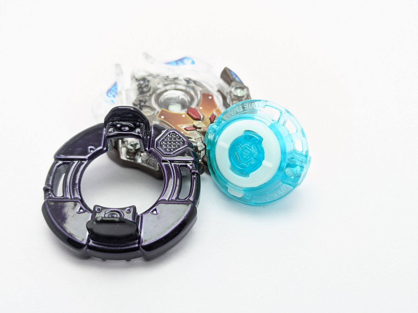 Takara Tomy Mad Minoboros Quarter Quake [Rare] Beyblade Burst - Red Eye Merch