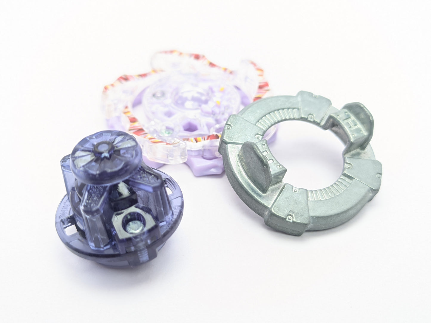 Takara Tomy Beast Betromoth B2 - Beyblade Burst - Red Eye Merch