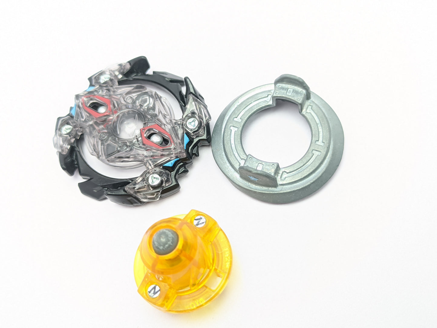 Takara Tomy Zillion Zeutran Infinity Weight Beyblade Burst - Red Eye Merch