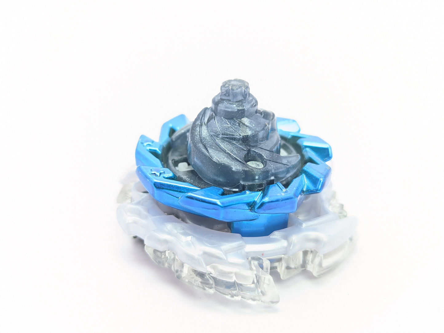 Takara Tomy Lost Luinor Nine Spiral Beyblade Burst - Red Eye Merch