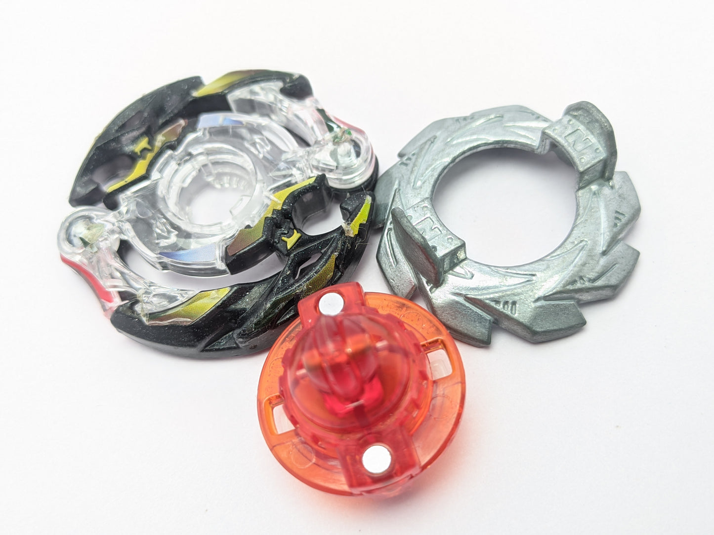 Takara Tomy Berserk Roktavor Nine Liner [Chipless] Beyblade Burst - Red Eye Merch