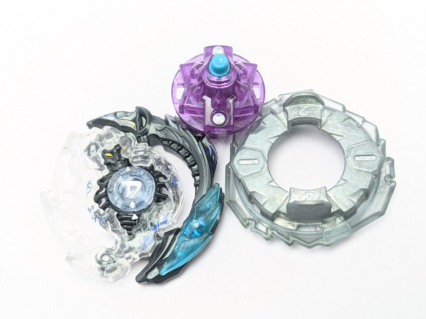 Takara Tomy Killer Deathscyther 2Vortex Hunter - Beyblade Burst - Red Eye Merch