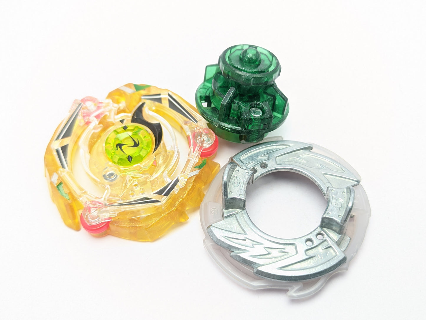 Takara Tomy Kinetic Satomb [Yellow] 5 Guard - Beyblade Burst Red Eye Merch