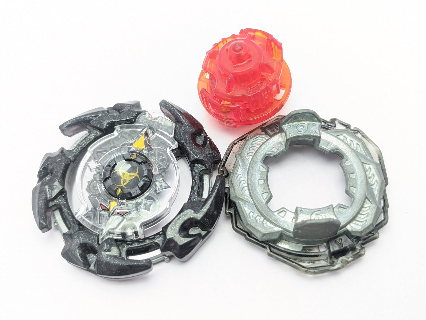 Takara Tomy Alter Cognite [BLACK] Beyblade Burst - Red Eye Merch