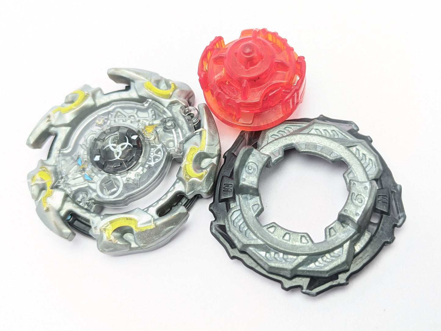Takara Tomy Alter Cognite C3 6Meteor Trans - Spiral Beyblade Burst - Red Eye Merch