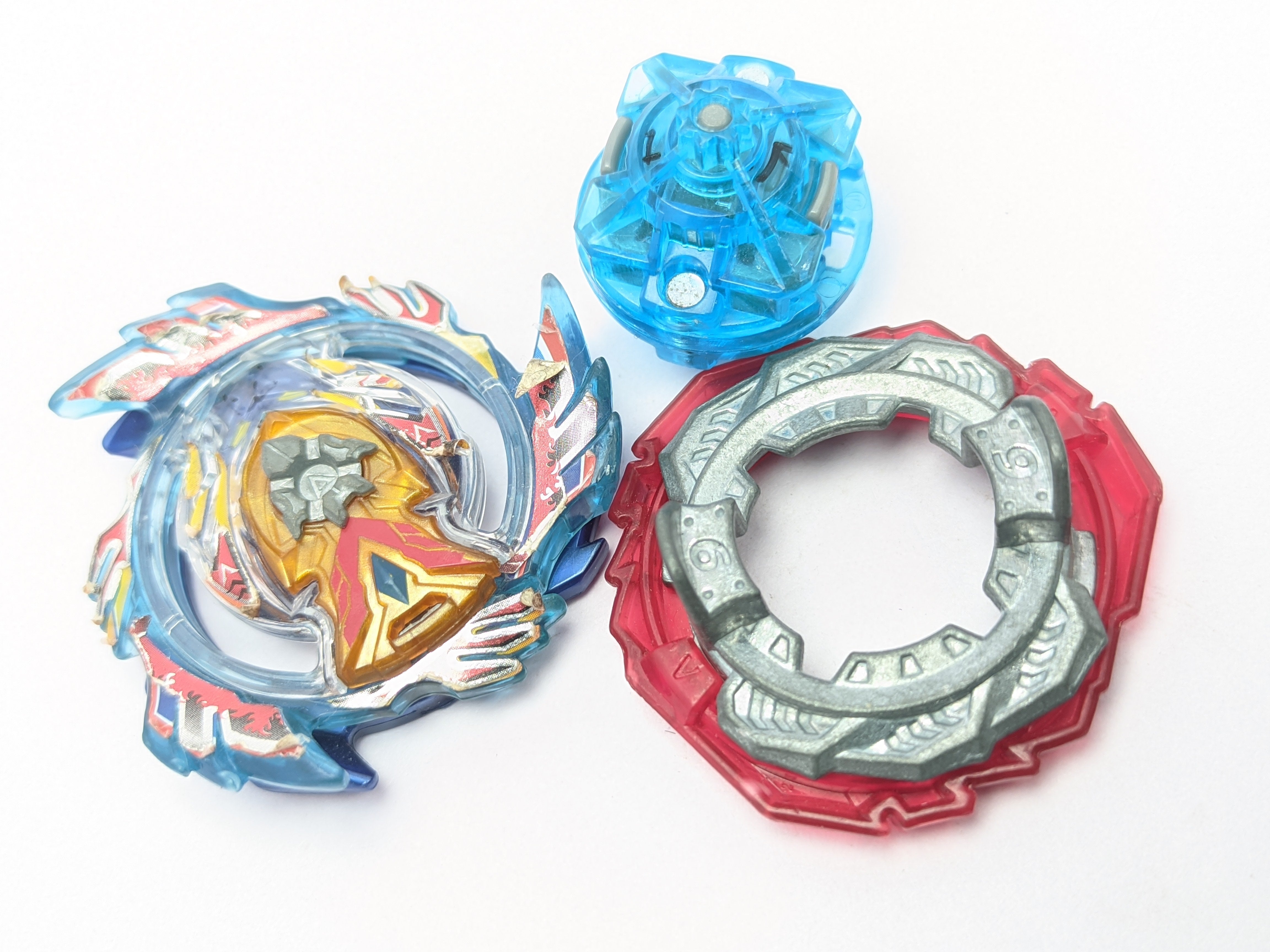 Takara Tomy Strike God Valtryek 6Vortex Reboot - Beyblade Burst