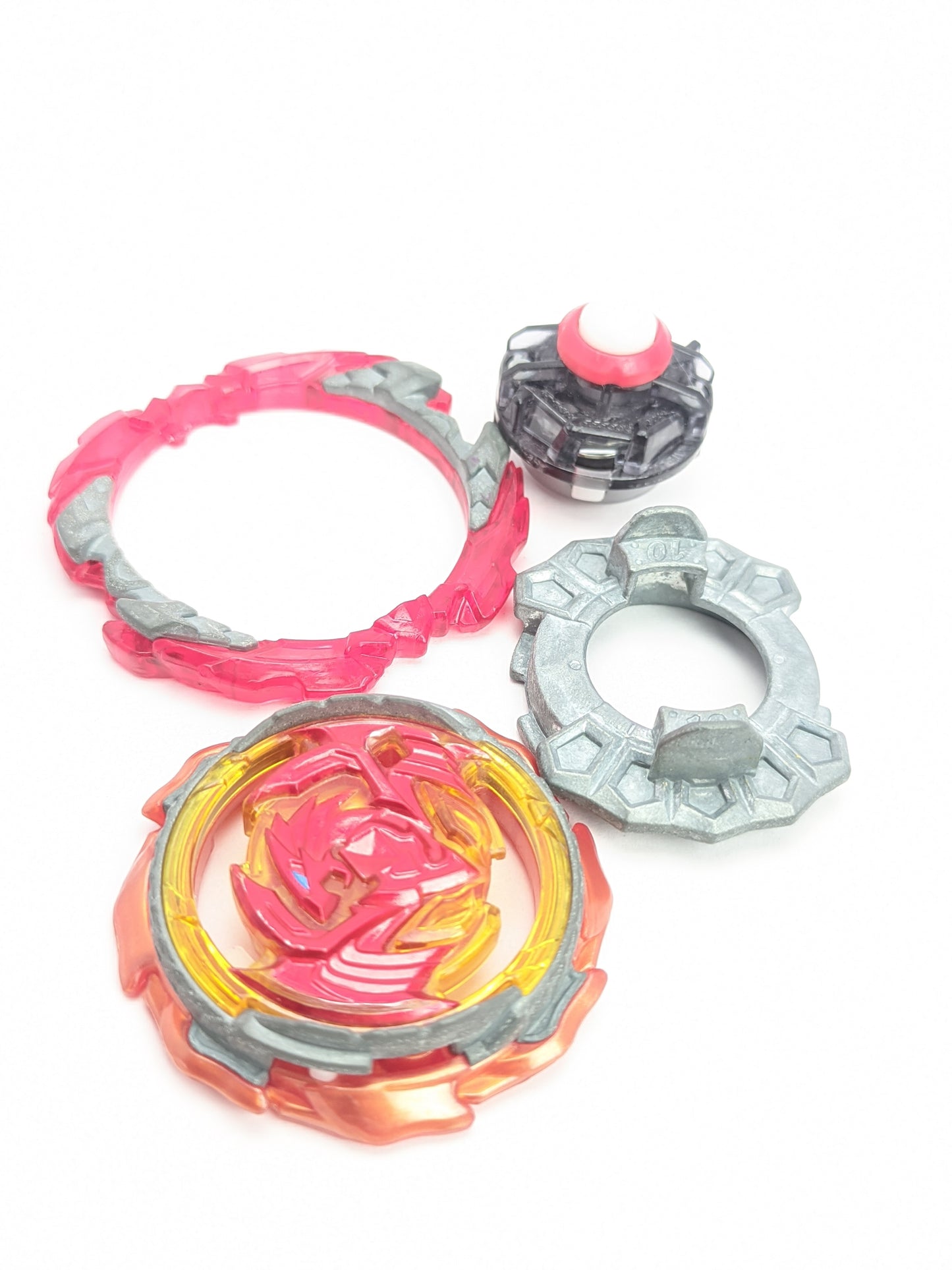 Takaratomy Revive Phoenix 10 Friction - Beyblade Burst - Red Eye Merch