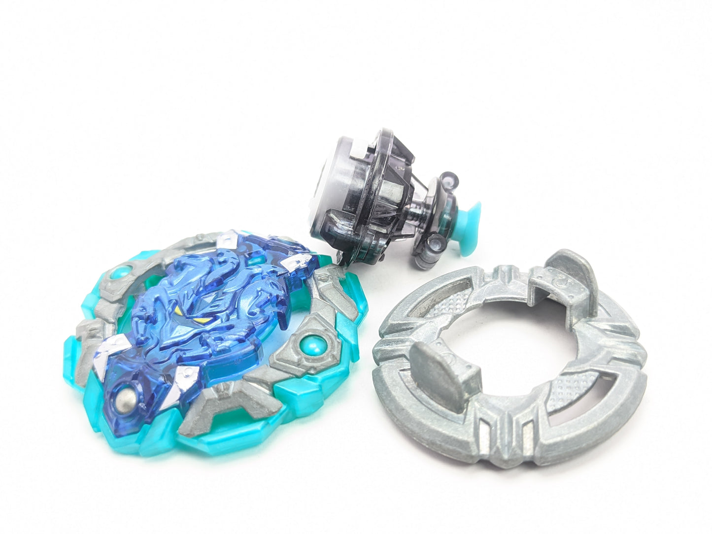 Takaratomy Orb Egis Outer Quest - Beyblade Burst - Red Eye Merch