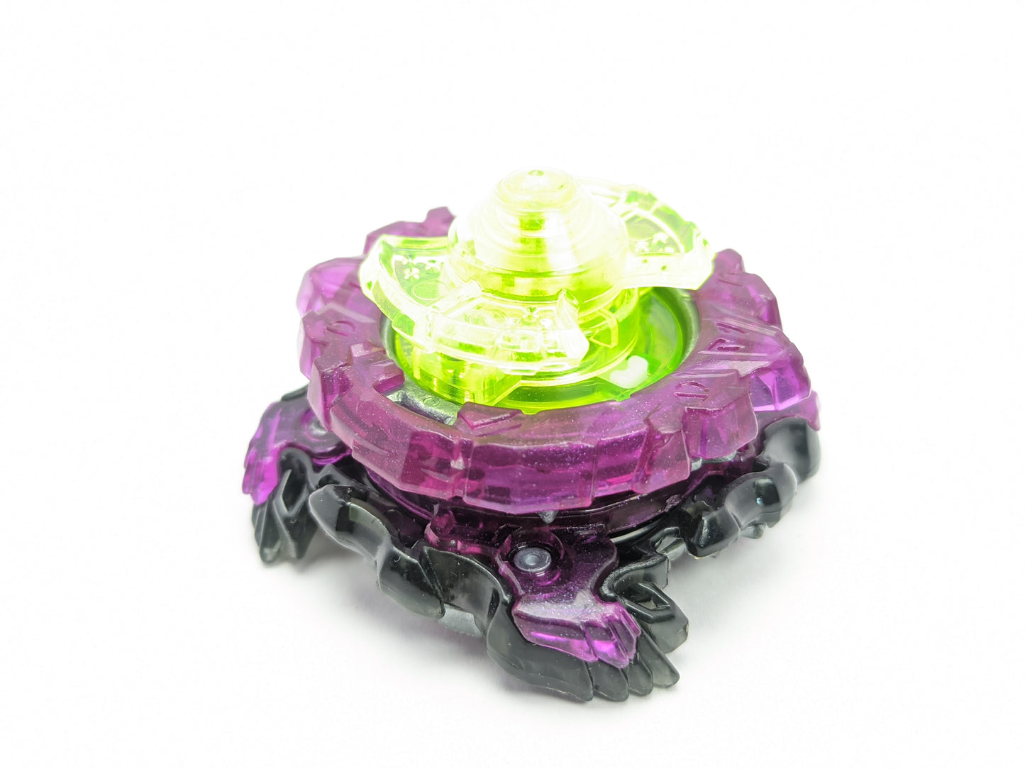 Takaratomy Brutal Luinor 1'Dagger - Beyblade Burst - Red Eye Merch