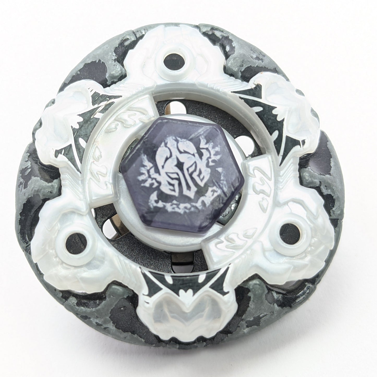 Takara Tomy Gravity Destroyer/Perseus [White Knight] Beyblade Metal Fusion - Red Eye Merch