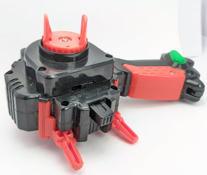 Takaratomy Driger DX Shooter 2001 Beyblade Original Series Red Eye Merch