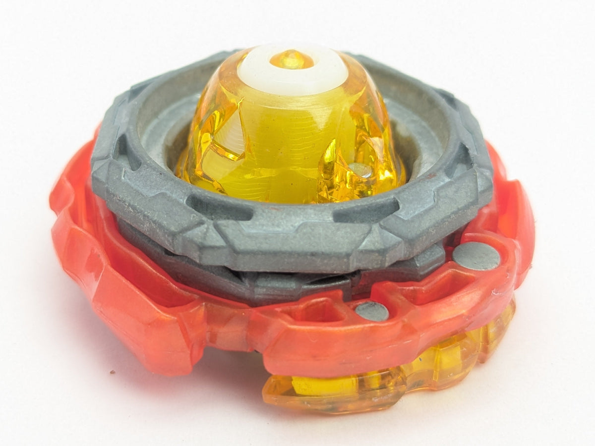 Takaratomy Cyclone Roktavor Giga Never-6 Beyblade Burst - Red Eye Merch