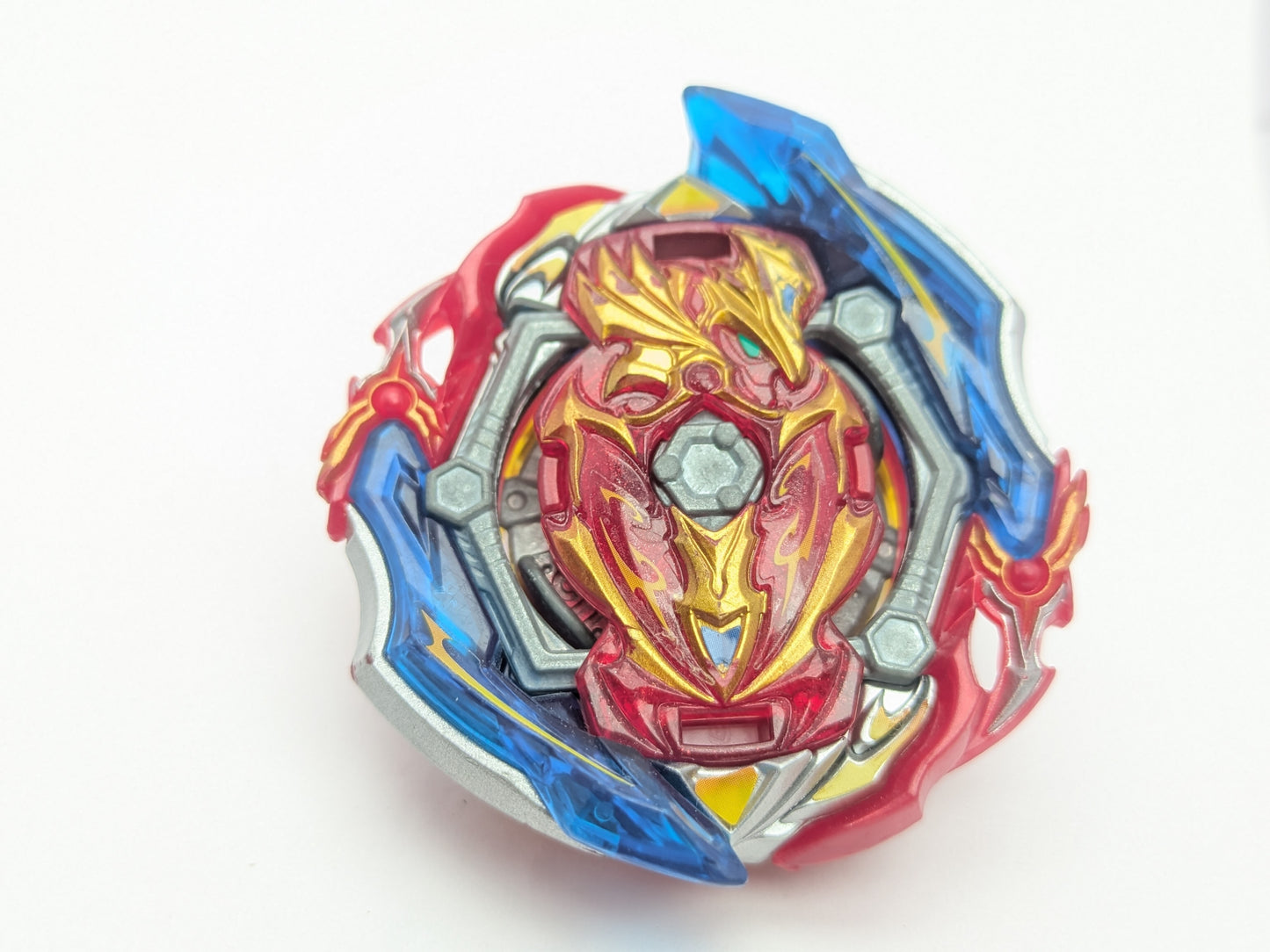 Takaratomy Union Achilles.Cn.Xt+ Beyblade Burst - Red Eye Merch