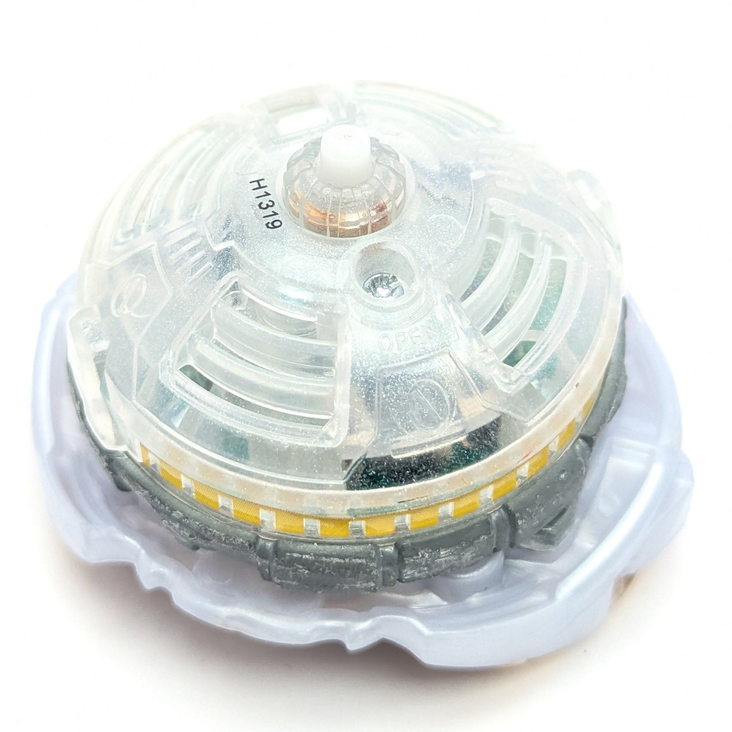 Takaratomy Regalia Genesis Hybrid Beyblade Burst - Red Eye Merch