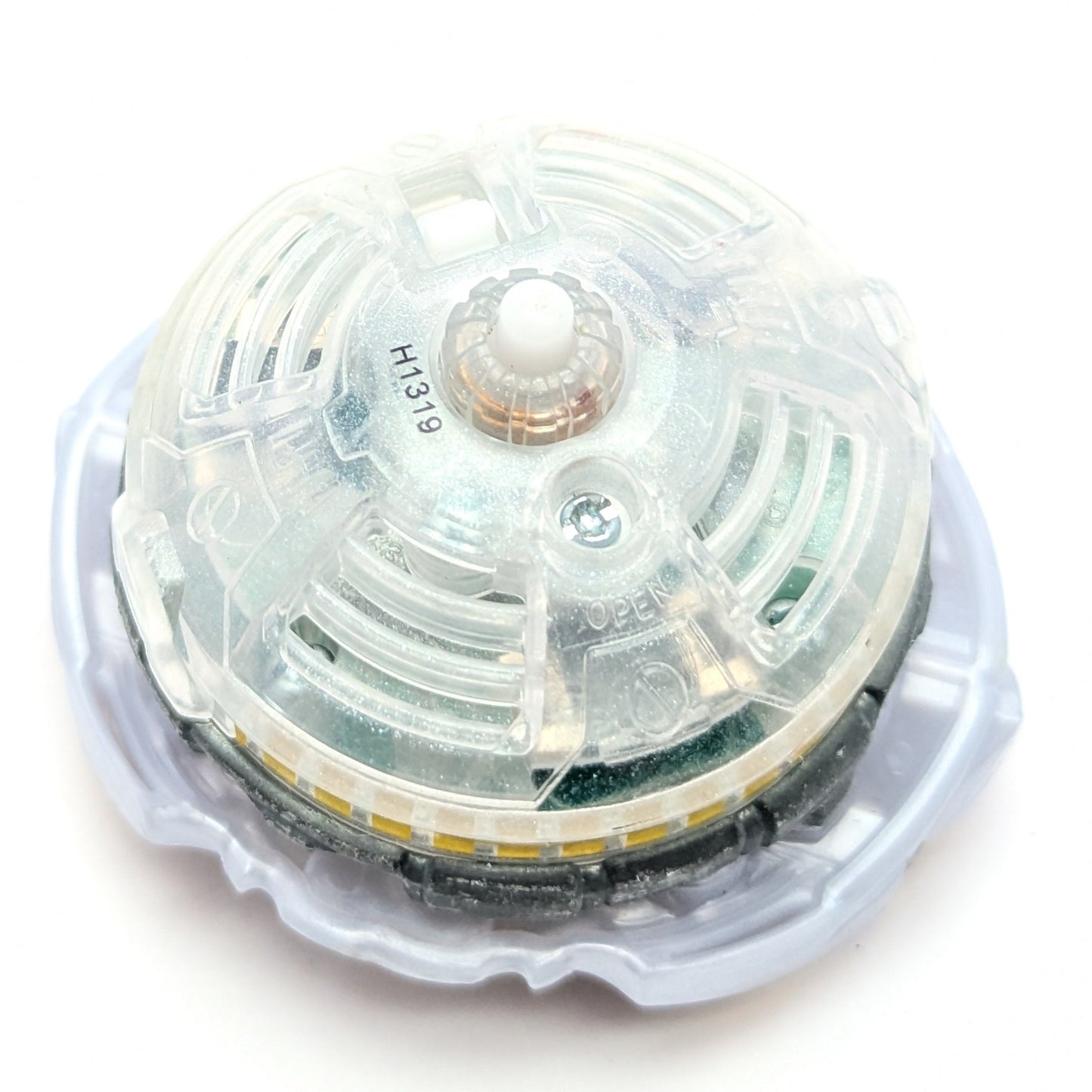 Takaratomy Regalia Genesis Hybrid Beyblade Burst - Red Eye Merch