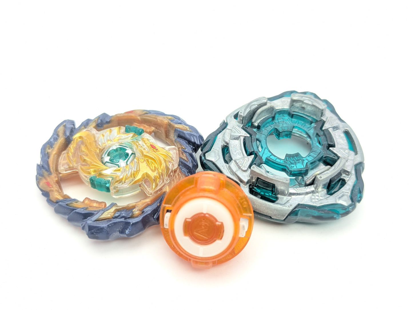 Takaratomy Mirage Fafnir Nothing 2S Beyblade Burst - Red Eye Merch