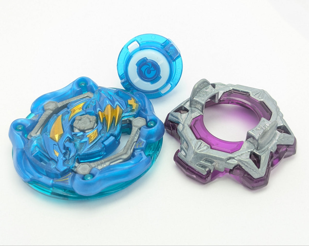 Takaratomy Cosmo Dragon Beyblade Burst - Red Eye Merch
