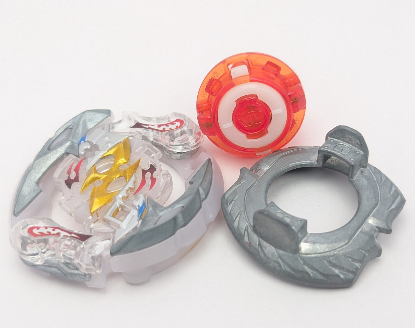 Takaratomy Crash Roktavor - Beyblade Burst - Red Eye Merch