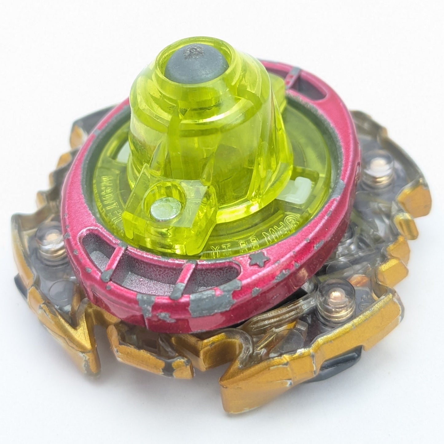 Takaratomy Zillion Zeutran Gold Beyblade Burst - Red Eye Merch