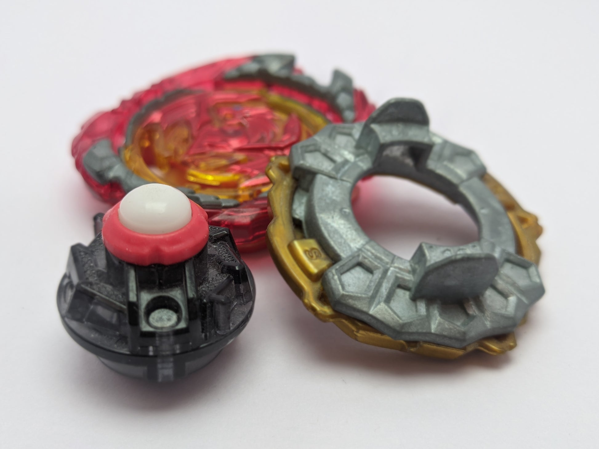 Revive Phoeneix (3) Beyblade Burst Red Eye Merch