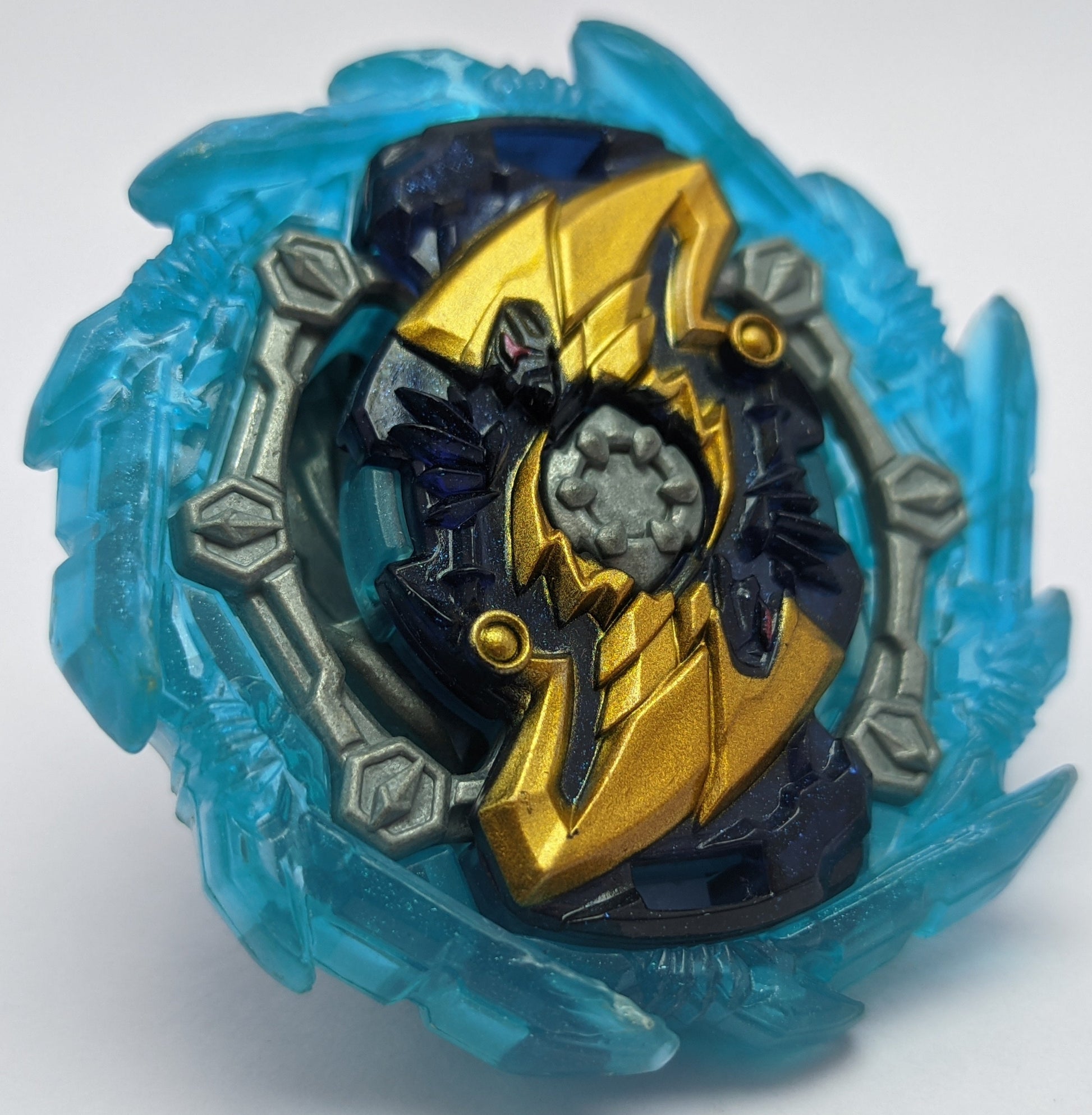 TAKARA TOMY Bushin Joker Beyblade Burst GT Red Eye Merch