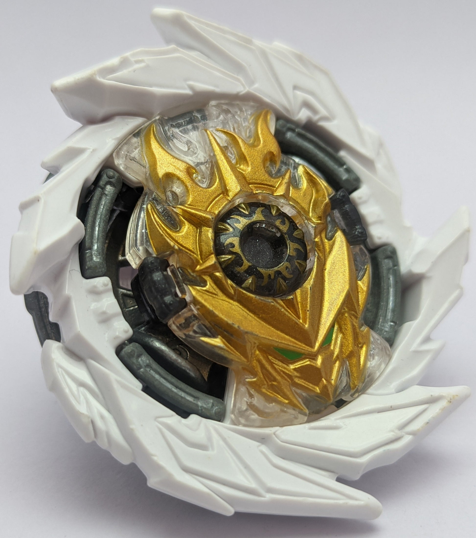 TAKARA TOMY First Uranus Beyblade Burst Red Eye Merch