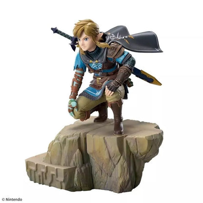 The Legend of Zelda Tears of the Kingdom FIGURIZMα Link Figure SEGA (Pic6) Red eye merch