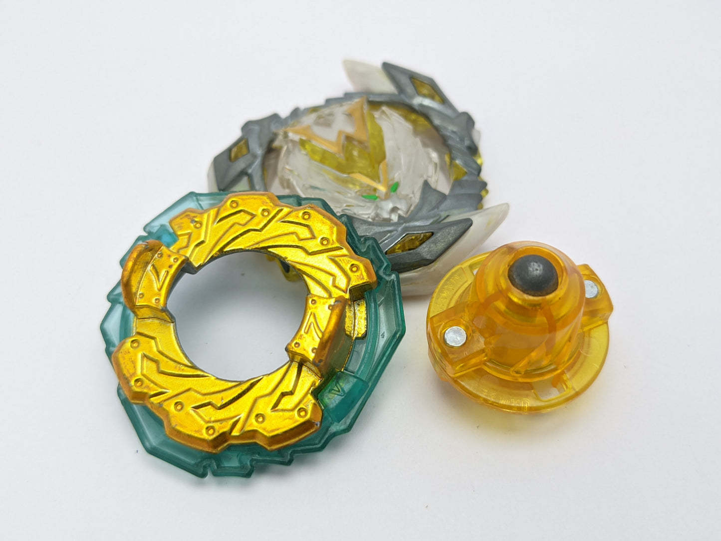 Wonder Valtryek [Golden White] (4)