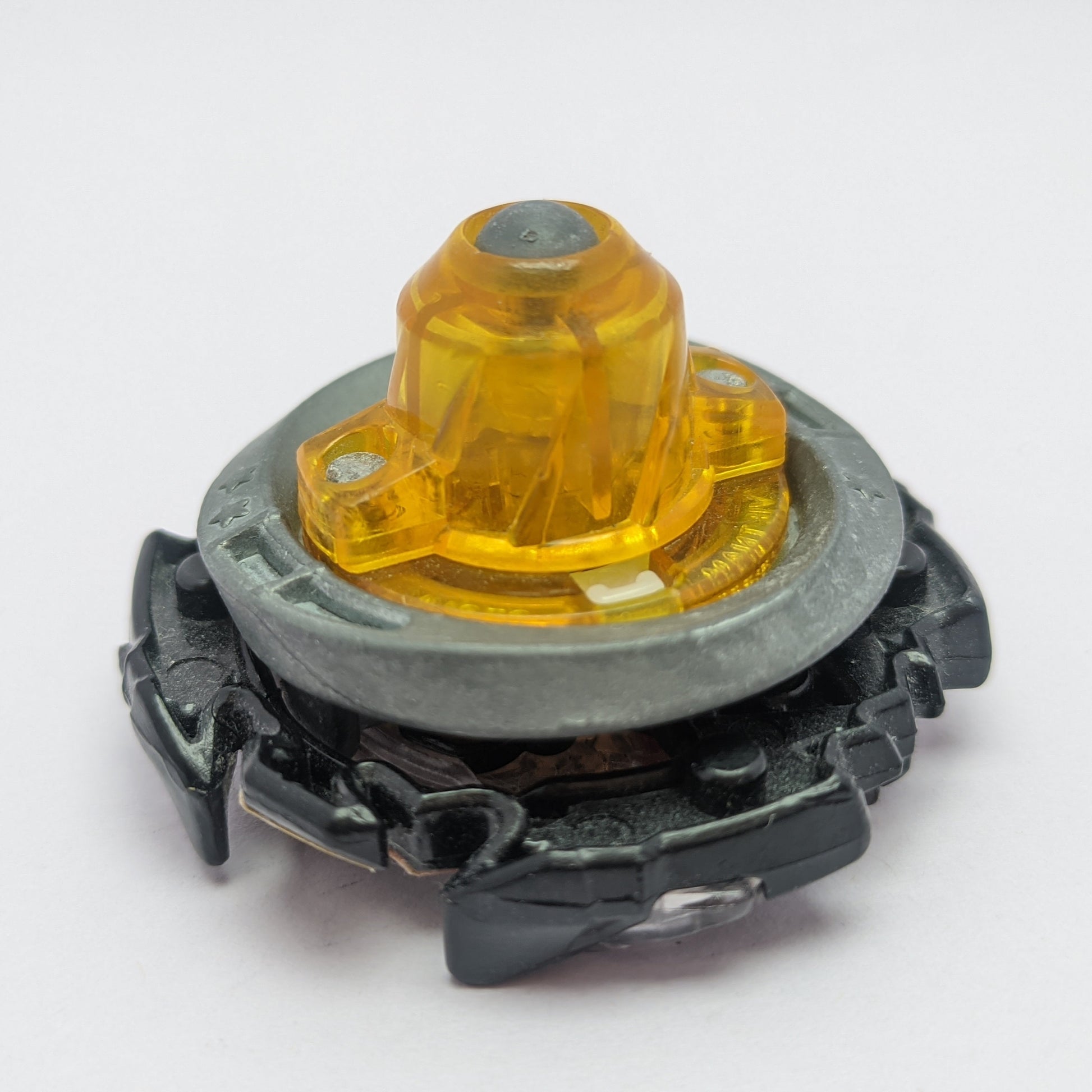 Zillion Zues (2) Beyblade Burst Red Eye Merch